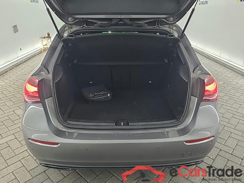 MERCEDES-BENZ A-klasse A 180 DCT Luxury Line 5D 100kW #5