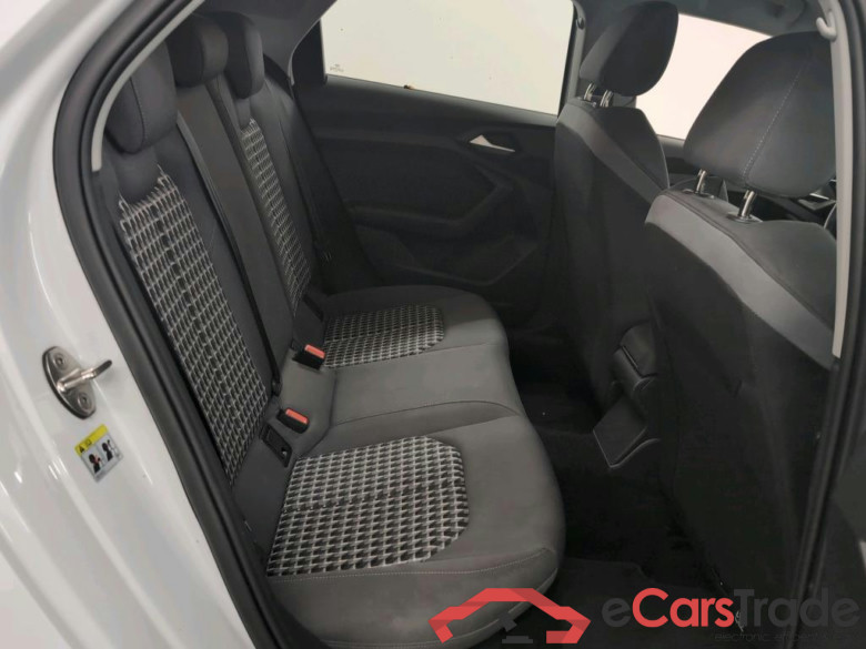 AUDI A1 SPORTBACK 1.0 25 TFSI S TRONIC BUS.ED. ATTRACTION #6