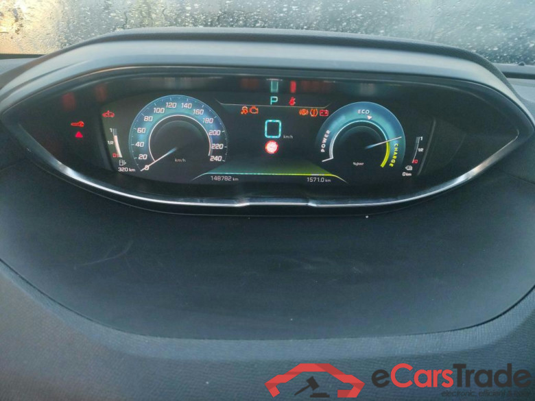 PEUGEOT 3008 Hybrid / 2020 / 5P / todoterreno 225 e-EAT8 Allure #4