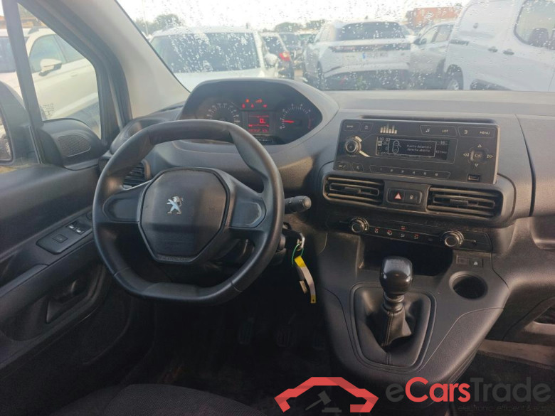 PEUGEOT Partner / 2018 / 3P / furgón derivado de turismo Pro Standard 600kg BlueHDi 73kW #3
