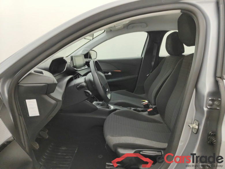Peugeot 208 1.2 PureTech 100 MAN6 S&S Active Pack 5d #3