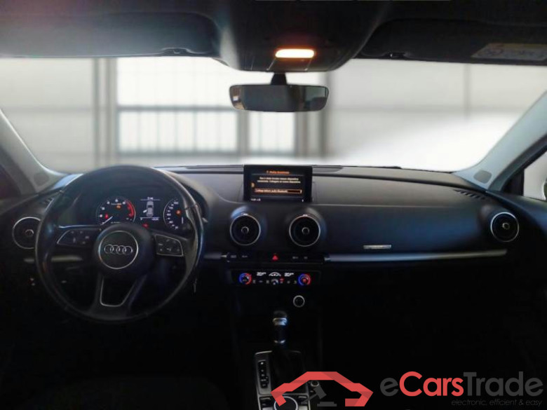 AUDI A3 / 2016 / 5P / BERLINA 30 G-TRON S TRONIC ADMIRED S.BACK #3