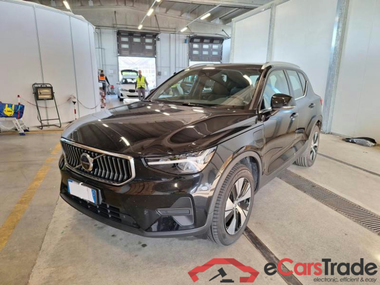 VOLVO XC40 / 2021 / 5P / SUV T4 RECHARGE PLUG-IN AUTO CORE #1