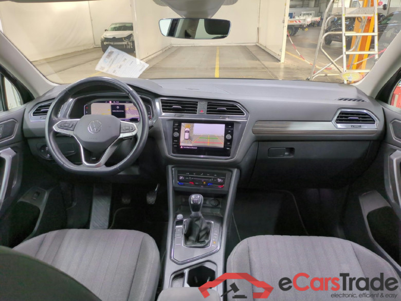 VOLKSWAGEN Tiguan Allspace / 2021 / 5P / SUV 2.0 TDI 150 BVM6 Life Business #5