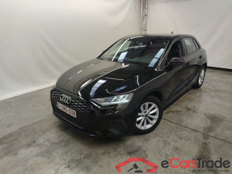 Audi A3 Sportback 2.0 30 TDi 85kW Attraction 5d #1