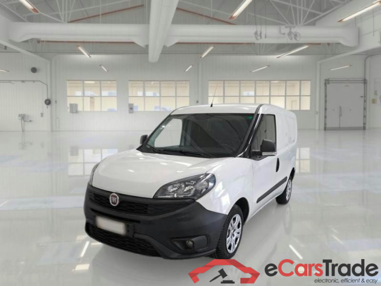 FIAT DOBLÒ CARGO / 2014 / 4P / VETT. FURGONATA CH1 LOUNGE 1.6 MJET 105CV E6D-F SeS