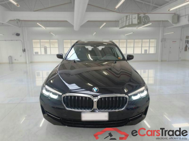 BMW SERIE 5 / 2020 / 5P / STATION WAGON 520D AUT BUSINESS MH48V TOURING #5